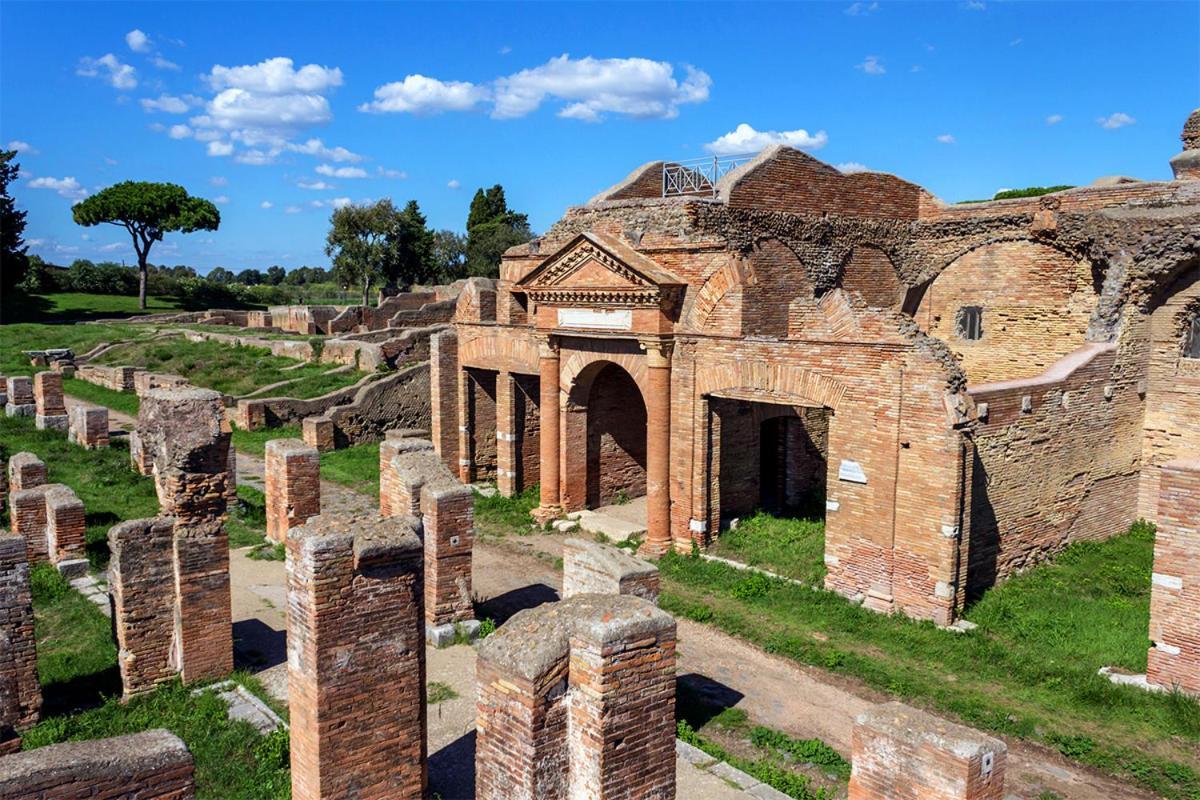 Casa Dalu A Roma Nel Cuore Di Ostia Antica Exterior foto